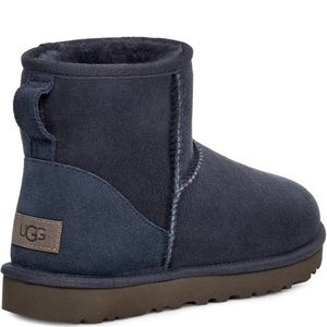 UGG Classic Mini II, Size 9, Blue